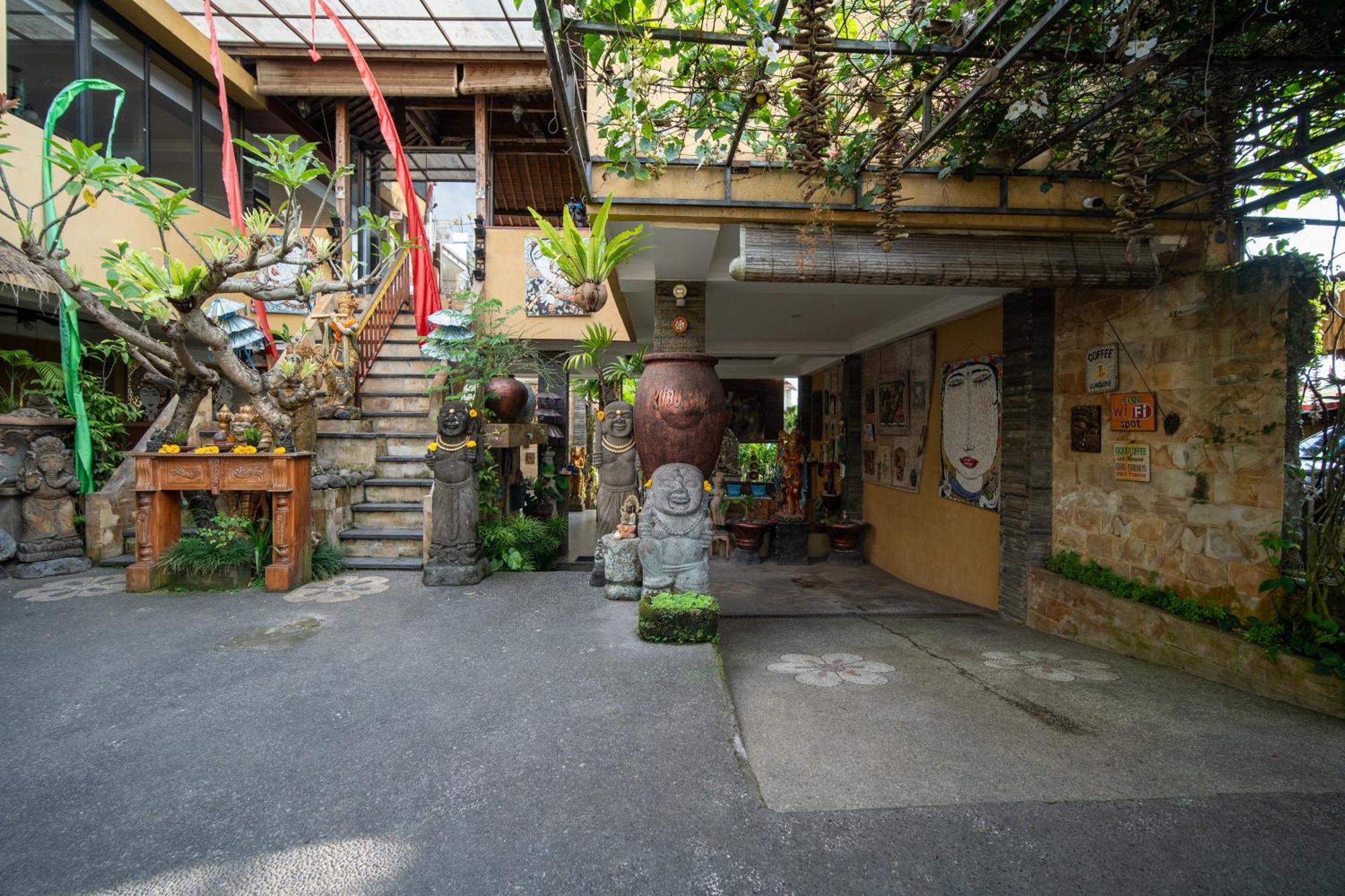 Kubu Sari Ubud Esterno foto
